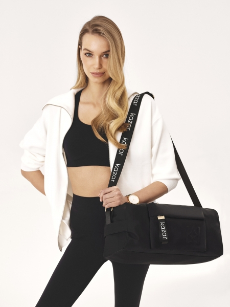 Hodinky na koženém řemínku se zlatou obálkou a bílým ciferníkem 