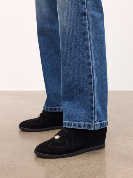 Černé tenisky na skryté kotvě IVERIS