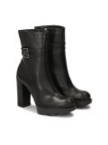 Černé boty na sloupku  BALIN