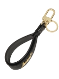 Černá klíčenka s koženým řemínkem zdobeným logy LAINEY