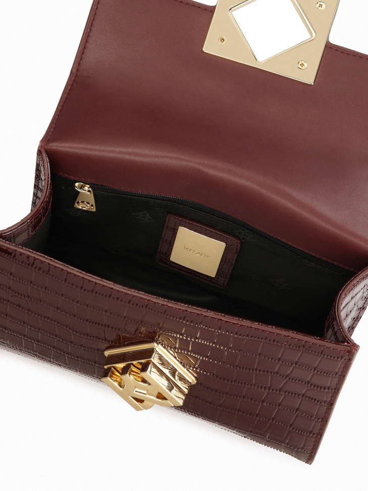 Bordó kabelka s reliéfním vzorem a řetízkem VIENA