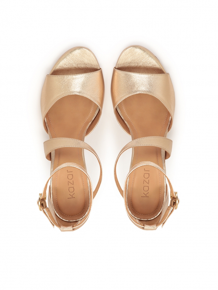 Sandály se zlatým plným podpatkem MEGAN