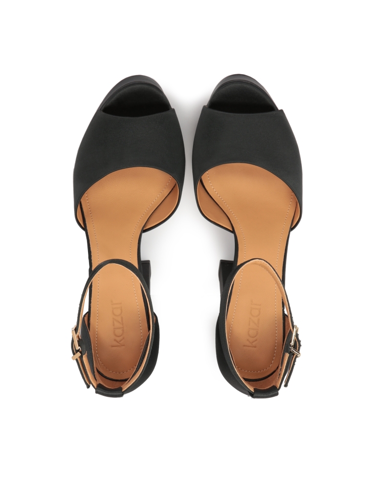 Černé látkové sandály s mohutnou platformou a podpatkem AVELA