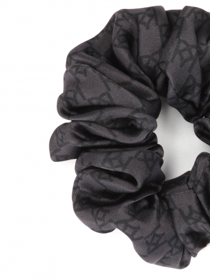 Saténová černá gumička do vlasů PAPILLON