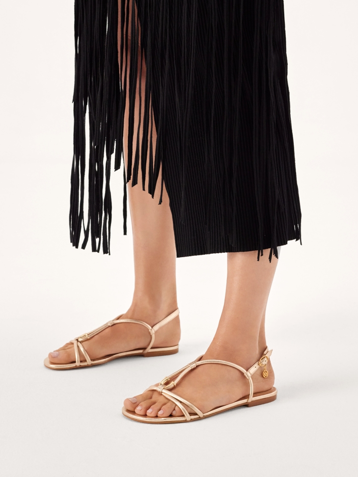 Pohodlné zlaté sandály s kovovým zdobením GERI