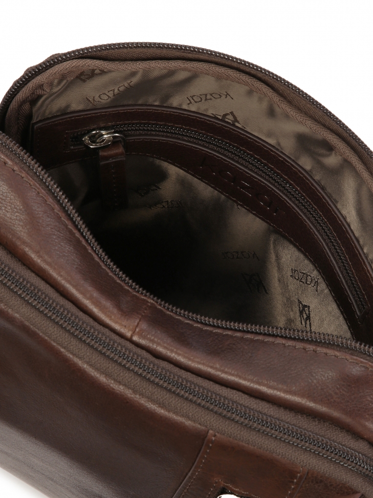 Hnědá kožená crossbody taška ARSENE