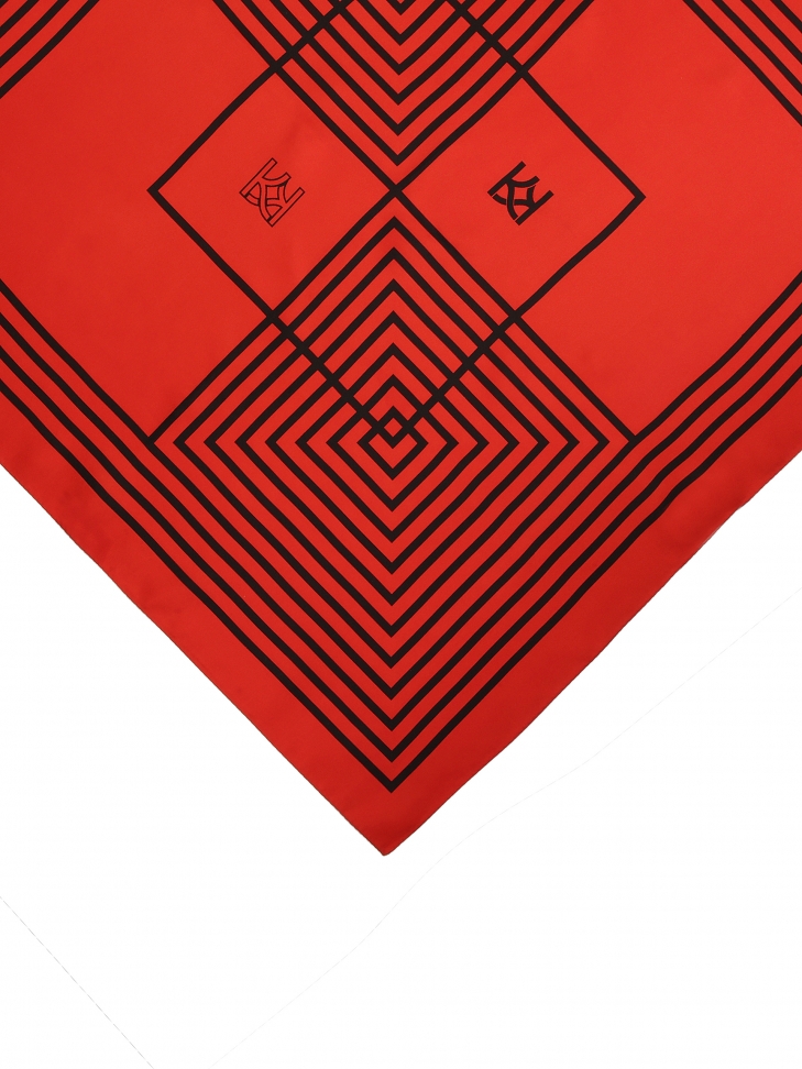 Červená hedvábná šála s monogramem KAZAR NOME