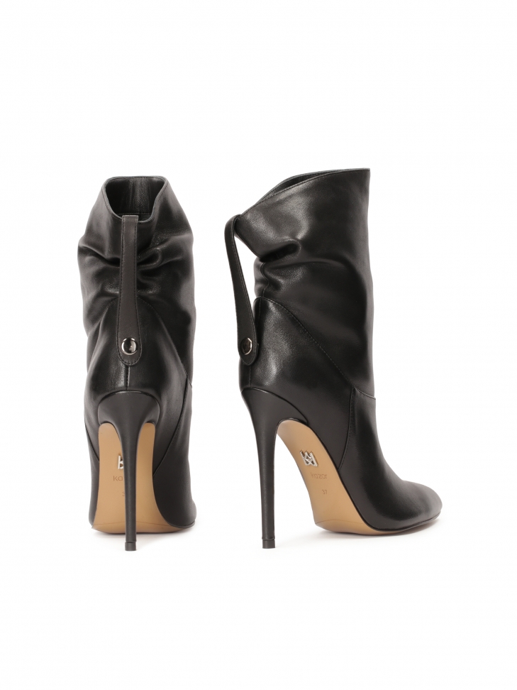 Nazouvací boty se zvrásněným svrškem ZALME