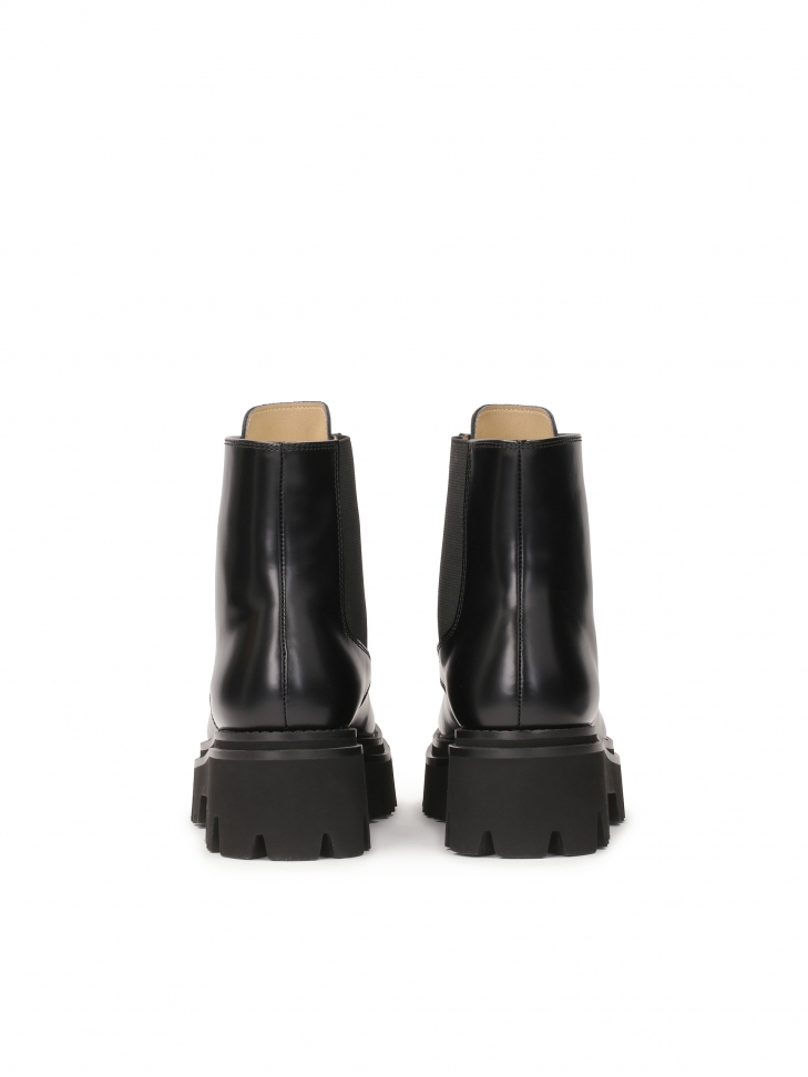 Černé boty s jednoduchým svrškem na zip KS LEILA