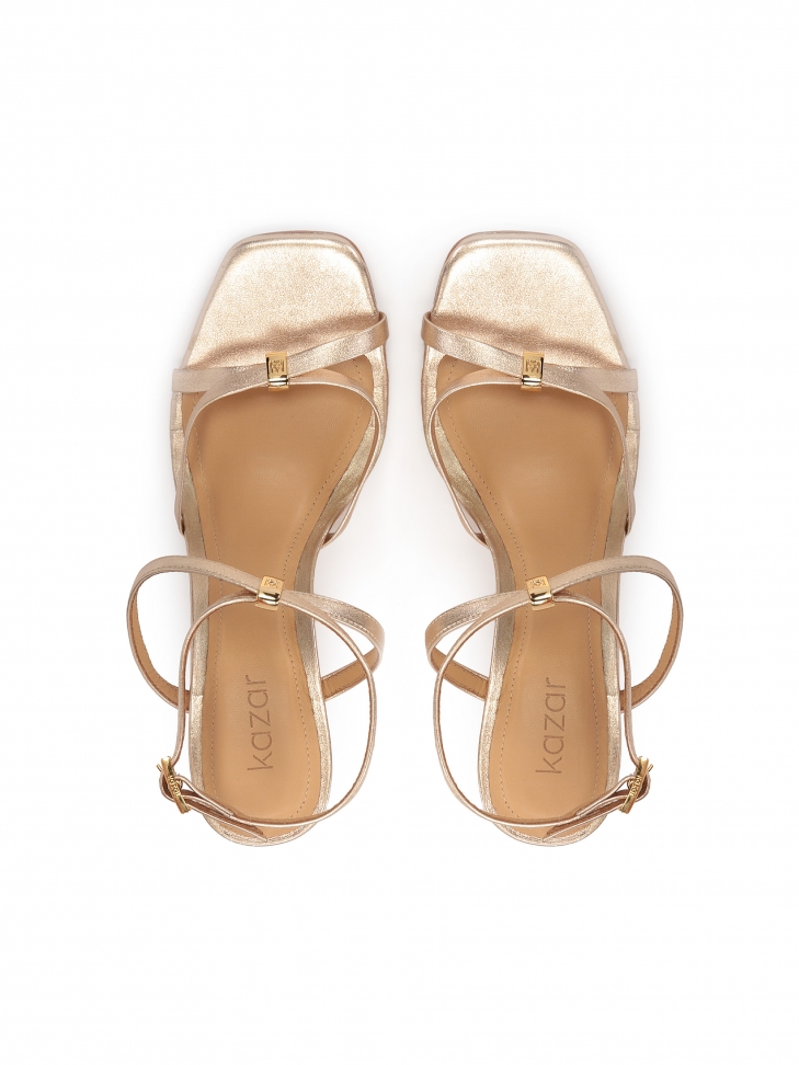 Zlaté sandály na platformě SONNIE
