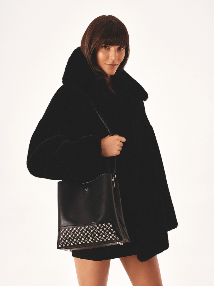 Černá kabelka se stříbrnými nýty LAURIE