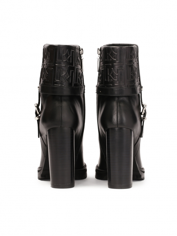 Boty s otočeným zdobeným svrškem BRISBONE