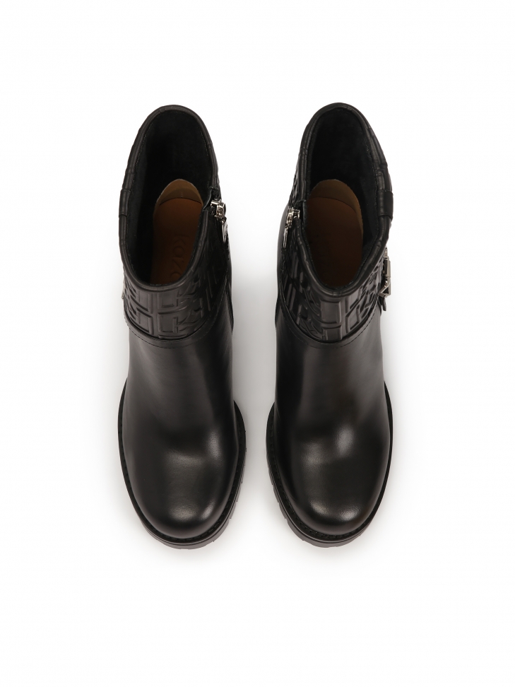 Boty s otočeným zdobeným svrškem BRISBONE