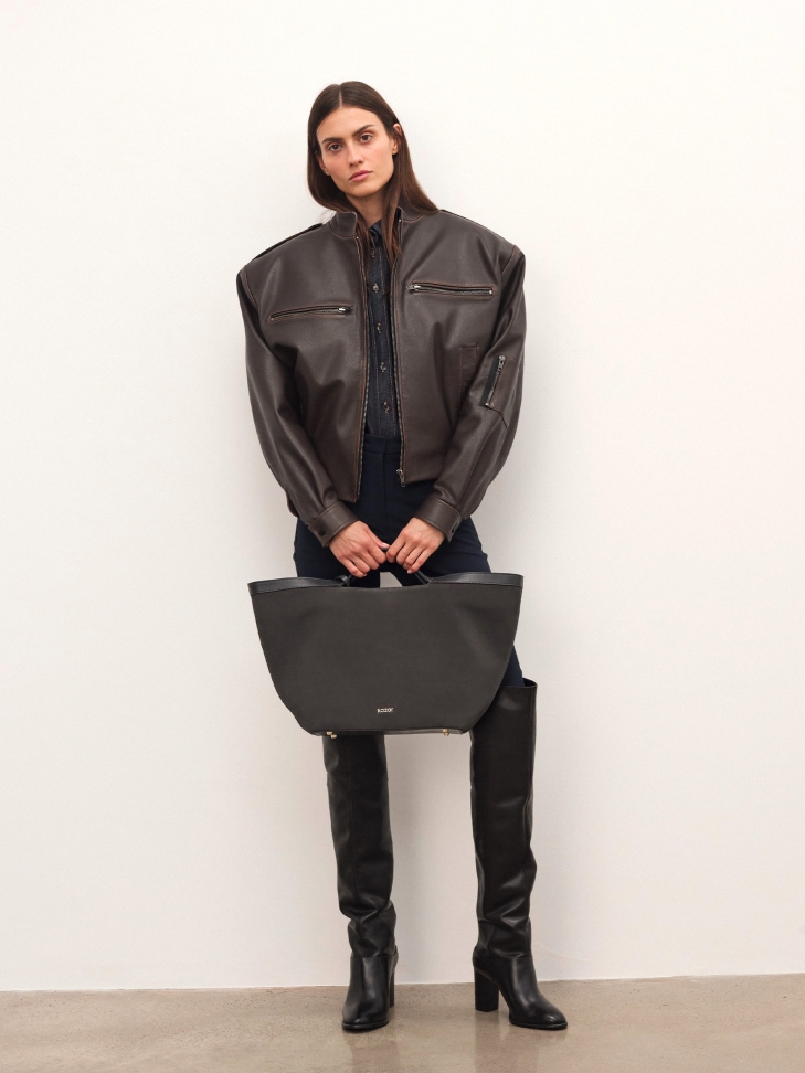 Velká kabelka z kombinace semiše a přírodní kůže RILEY