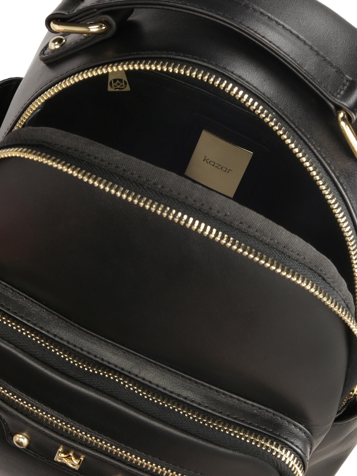 Kožený batoh s mnoha kapsami DOT