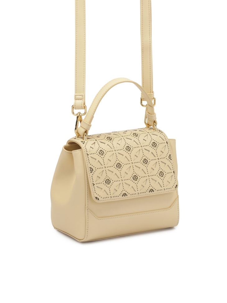 Kabelka s klopou zdobená prolamovaným vzorem KRISTENA