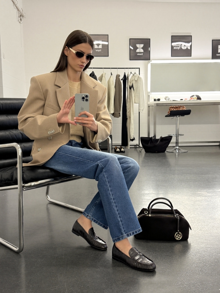 Hnědá kabelka ze semiše a pravé kůže s kroužkem na klíče WENNY