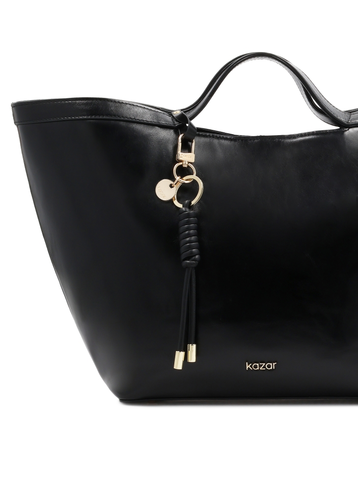 Černá klíčenka z přírodní kůže se zlatými detaily LILYANA