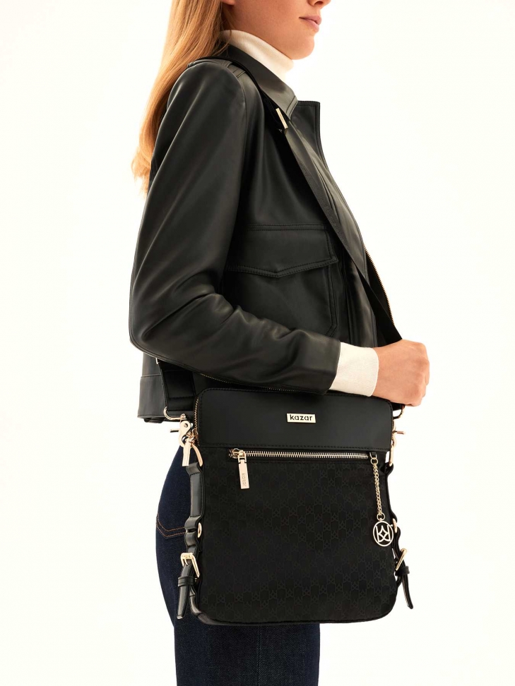 Dámská černá messenger taška LORA