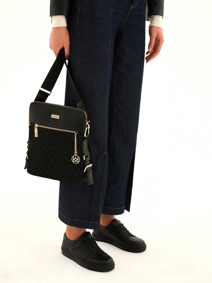 Dámská černá messenger taška LORA